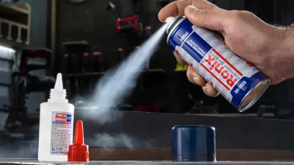 تصویر 4 از چسب خمیری صنعتی با قدرت چسبندگی بالا